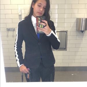 Meet your Posher, Athena